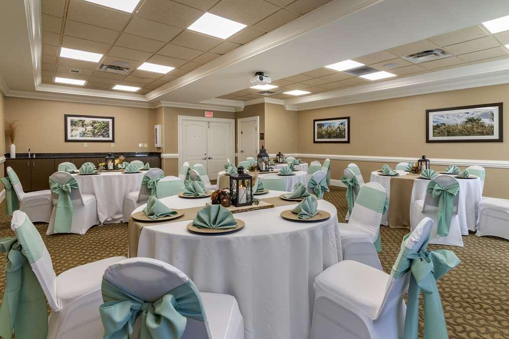 Comfort Inn & Suites Tifton Konforlar fotoğraf
