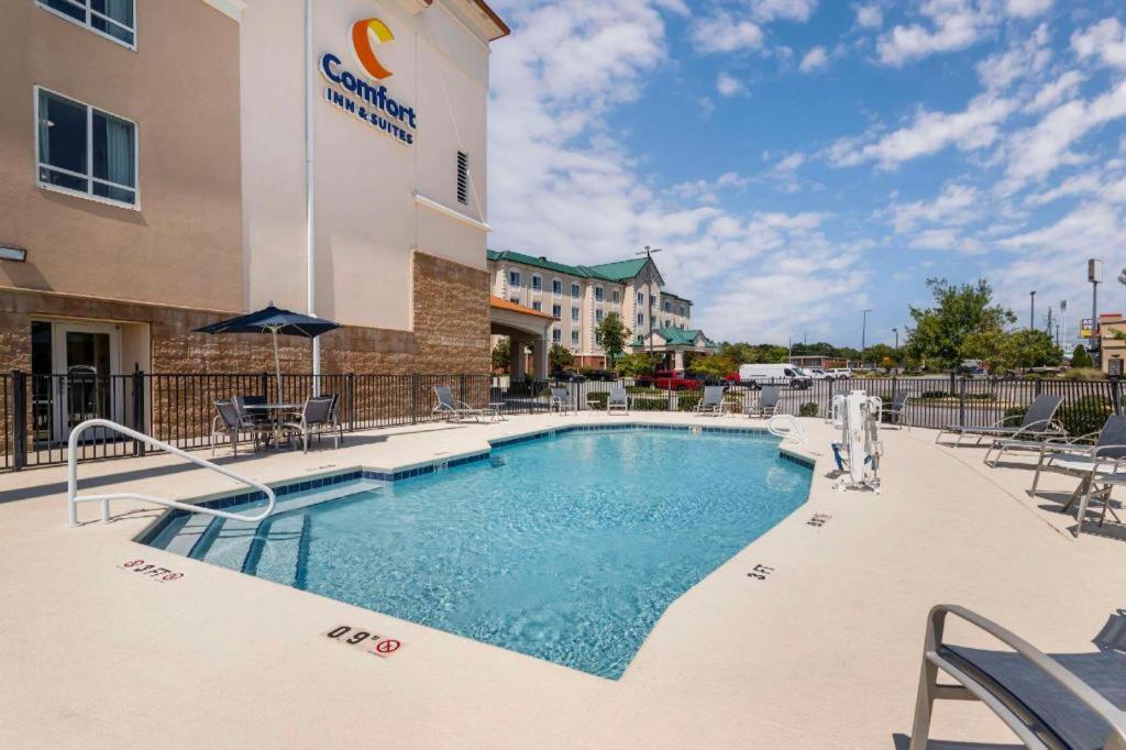 Comfort Inn & Suites Tifton Dış mekan fotoğraf
