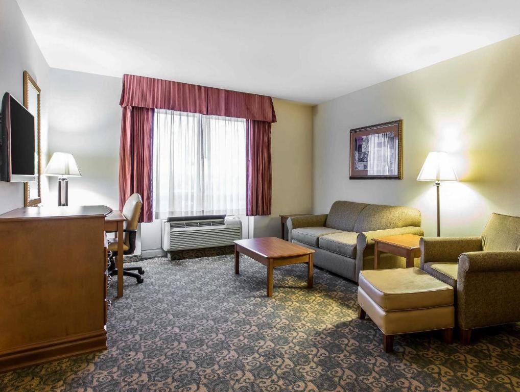 Comfort Inn & Suites Tifton Dış mekan fotoğraf